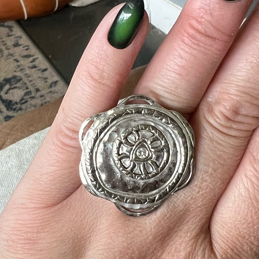 Silpada Legacy R2787 Sterling Silver Ring Size 8 Retired